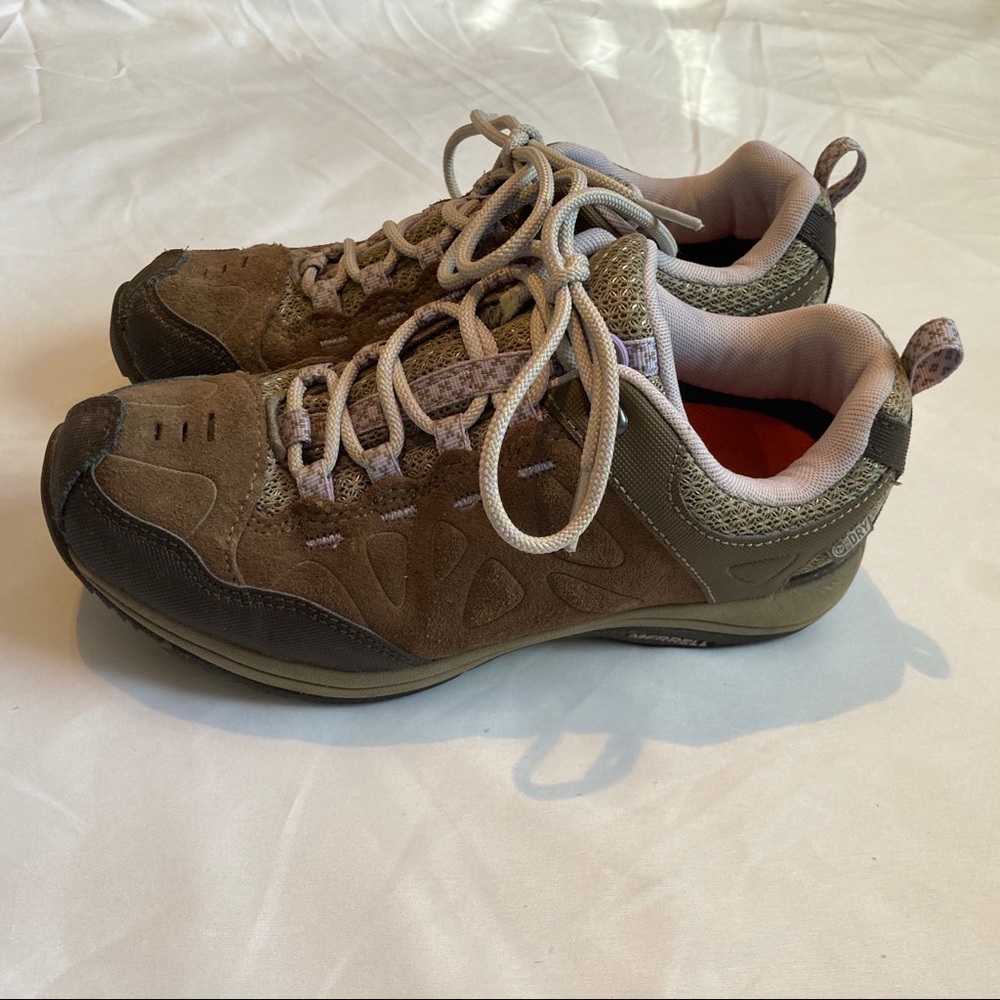 Merrell Women’s hiking outdoor shoes - Picture 2 of 7